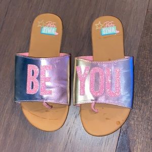 Jojo Siwa Slides